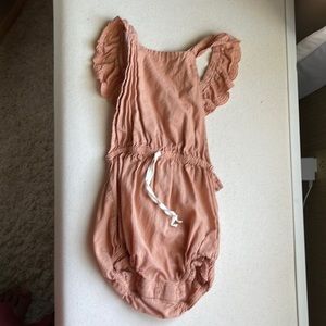 Jamie kay 3 yr romper great for fall